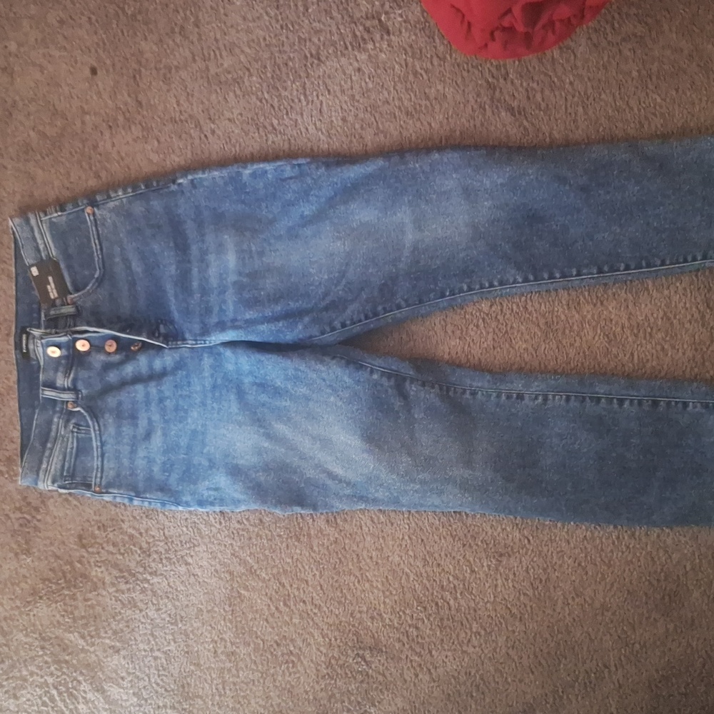 Women's jeans